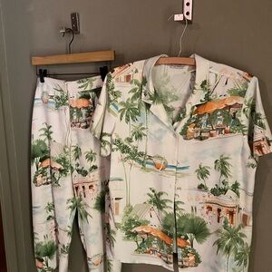 Tommy Bahama Tropical Green and Orange Capri and shirt silk set